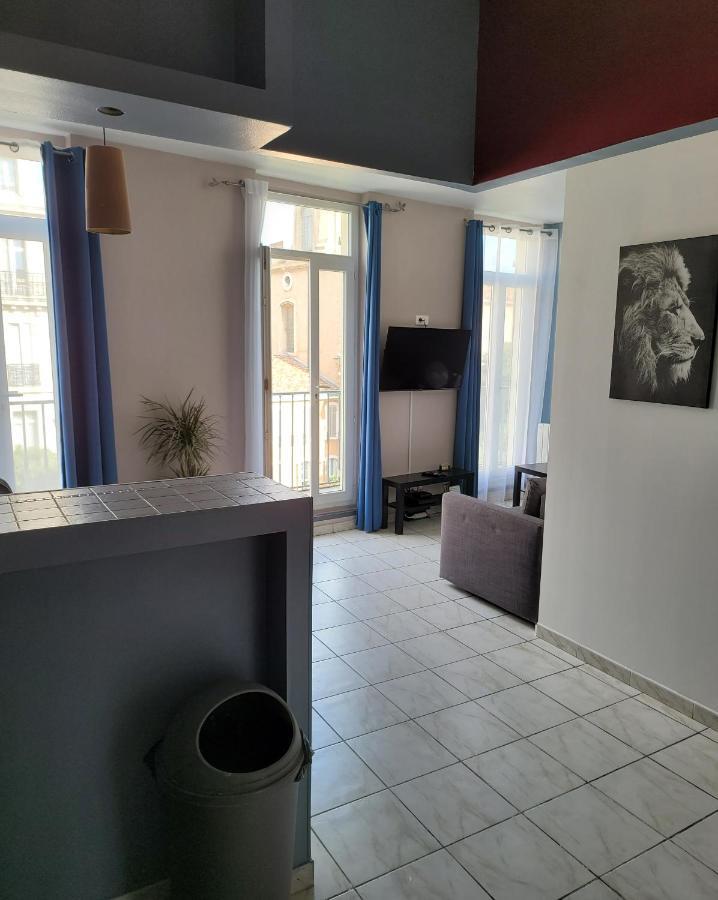 Le T3 A 600Metre Du Vieux Port Proche De La Gare Apartment Marseille Ngoại thất bức ảnh