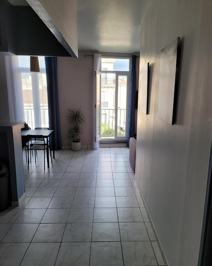 Le T3 A 600Metre Du Vieux Port Proche De La Gare Apartment Marseille Ngoại thất bức ảnh